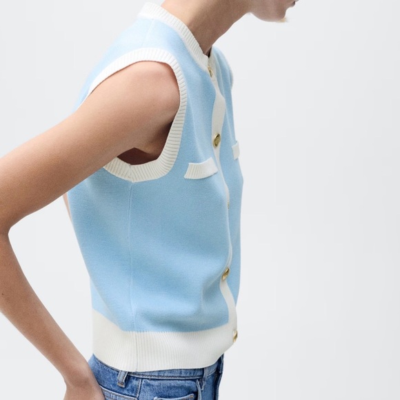 NWT MANGO
Women's Contrast Piping Knitted Waistcoat Sweater - Picture 5 of 8